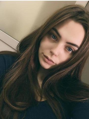 Викуся
